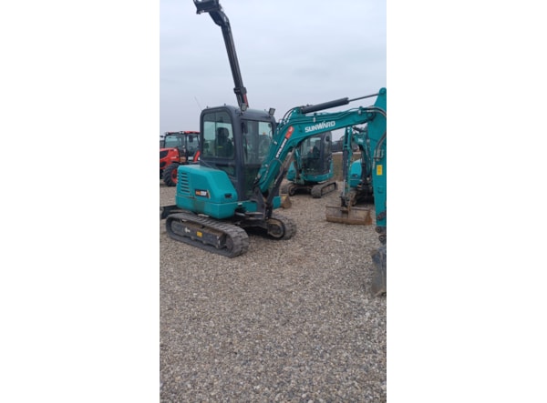 Miniexcavator SUNWARD 25F de vanzare